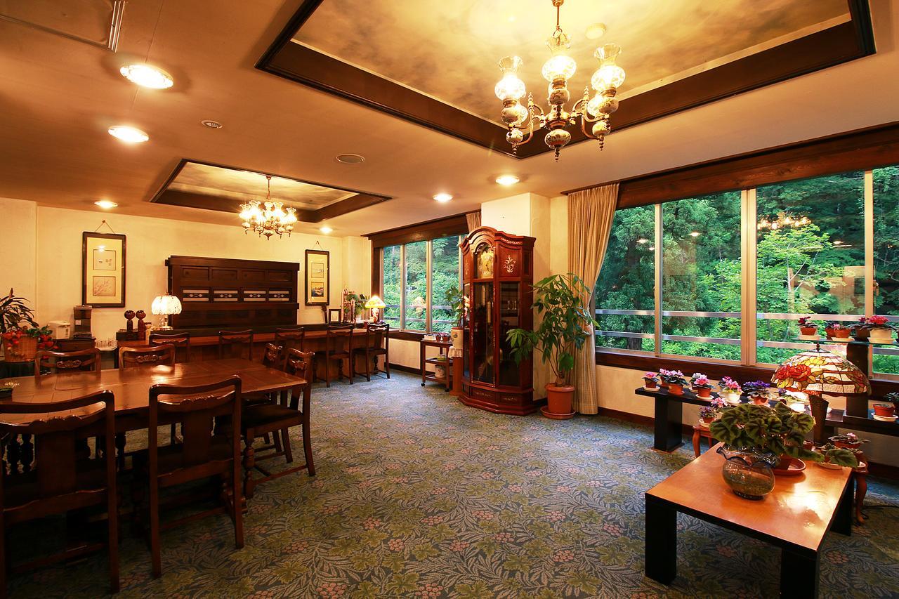 Oyado Higashiyama Hotel Aizuwakamatsu Esterno foto